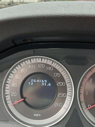 Volvo V-60 V60 I (FW/GW) Combi 1.6 T3 16V (B4164T3(Euro 5)) [110kW]  (09-2010/12-=
2015) picture 2