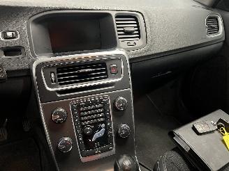 Volvo V-60 V60 I (FW/GW) Combi 1.6 T3 16V (B4164T3(Euro 5)) [110kW]  (09-2010/12-=
2015) picture 17