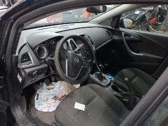 Opel Astra Astra J Sports Tourer (PD8/PE8/PF8) Combi 1.7 CDTi 16V (A17DTE(Euro 5)=
) [81kW]  (10-2010/10-2015) picture 5