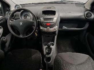 Peugeot 107 107 Hatchback 1.0 12V (384F(1KR)) [50kW]  (06-2005/05-2014) picture 11