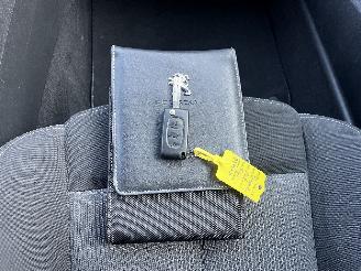 Peugeot RCZ RCZ (4J) Coupé 1.6 16V THP (EP6CDTX(5FU)) [147kW]  (06-2010/12-2015)= picture 19