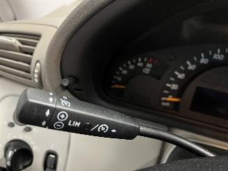 Mercedes C-klasse C (W203) Sedan 2.2 C-200 CDI 16V (OM611.962) [85kW]  (09-2000/06-2003)= picture 22