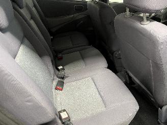 Nissan Almera Almera Tino (V10M) MPV 1.8 16V (QG18DE) [85kW]  (12-2002/02-2006) picture 9