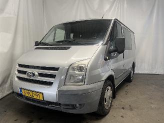 Unfallwagen Ford Transit Transit Van 2.2 TDCi 16V (P8FB(Euro 4)) [63kW]  (04-2006/08-2014) 2011/3