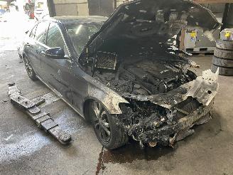 Mercedes C-klasse C (W205) Sedan C-350 e 2.0 16V (M274.920) [205kW]  (02-2015/08-2018) picture 2