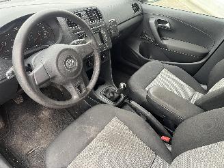 Volkswagen Polo Polo V (6R) Hatchback 1.6 TDI 16V 90 (CAYB(Euro 5)) [66kW]  (06-2009/0=
5-2014) picture 12