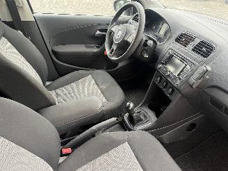Volkswagen Polo Polo V (6R) Hatchback 1.6 TDI 16V 90 (CAYB(Euro 5)) [66kW]  (06-2009/0=
5-2014) picture 9