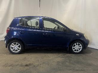Toyota Yaris Yaris (P1) Hatchback 1.0 16V VVT-i (1SZFE) [50kW]  (04-1999/09-2005) picture 6