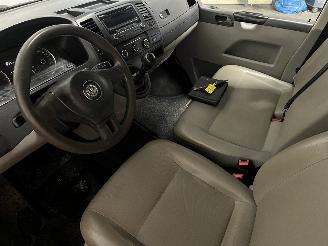 Volkswagen Transporter Transporter T5 Van 2.0 TDI DRF (CAAC(Euro 5)) [103kW]  (09-2009/08-201=
5) picture 17