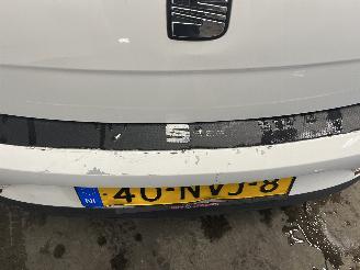 Seat Ibiza Ibiza IV (6J5) Hatchback 5-drs 1.2 TDI Ecomotive (CFWA) [55kW]  (06-20=
10/05-2015) picture 10