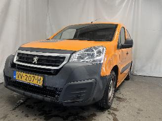 Coche accidentado Peugeot Partner Partner (GC/GF/GG/GJ/GK) Van 1.6 HDI, BlueHDI 75 (DV6FE(BHW)) [55kW]  =
(07-2011/12-2018) 2016/4