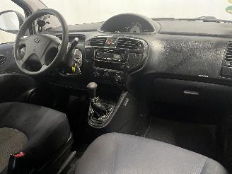 Hyundai Matrix Matrix Hatchback 1.6 16V (G4ED) [76kW]  (06-2001/04-2010) picture 10