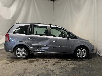 Opel Zafira Zafira (M75) MPV 1.6 16V (Z16XER(Euro 4)) [85kW]  (01-2008/04-2015) picture 7