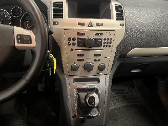 Opel Zafira Zafira (M75) MPV 1.6 16V (Z16XER(Euro 4)) [85kW]  (01-2008/04-2015) picture 23