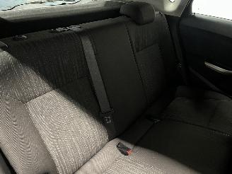 Opel Astra Astra J (PC6/PD6/PE6/PF6) Hatchback 5-drs 1.6 16V (A16XER(Euro 5)) [85=
kW]  (12-2009/10-2015) picture 14