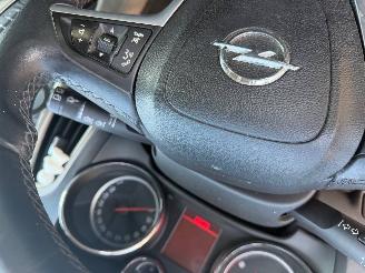 Opel Astra Astra J (PC6/PD6/PE6/PF6) Hatchback 5-drs 1.6 16V (A16XER(Euro 5)) [85=
kW]  (12-2009/10-2015) picture 2