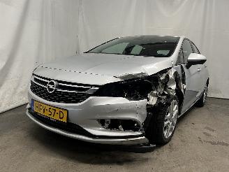 krockskadad bil auto Opel Astra Astra K Hatchback 5-drs 1.6 CDTI 110 16V (B16DTU) [81kW]  (06-2015/12-=
2022) 2018/7