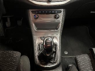 Opel Astra Astra K Hatchback 5-drs 1.6 CDTI 110 16V (B16DTU) [81kW]  (06-2015/12-=
2022) picture 25