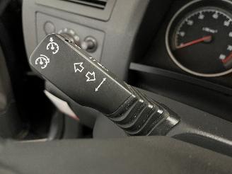 Opel Zafira Zafira (M75) MPV 1.8 16V Ecotec (Z18XER(Euro 4)) [103kW]  (07-2005/04-=
2015) picture 17