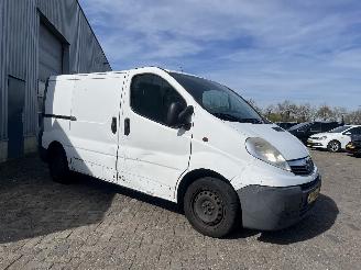 Opel Vivaro Vivaro Van 2.0 CDTI (M9R-782) [66kW]  (08-2006/07-2014) picture 5