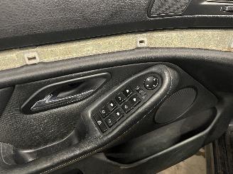 BMW 5-serie 5 serie (E39) Sedan 525i 24V (M54-B25(256S5)) [141kW]  (09-2000/06-200=
3) picture 16