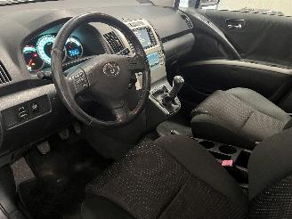 Toyota Corolla Corolla Verso (R10/11) MPV 1.8 16V VVT-i (1ZZFE) [95kW]  (04-2004/03-2=
009) picture 14