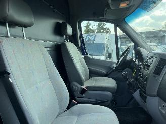 Volkswagen Crafter Crafter Van 2.5 TDI 30/32/35/46/50 (BJL(Euro 4)) [100kW]  (04-2006/05-=
2013) picture 15