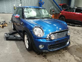 Mini Mini Mini (R56) Hatchback 1.6 16V One (N16-B16A) [72kW]  (03-2010/11-2013) picture 2