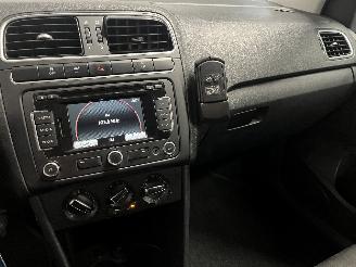 Volkswagen Polo Polo V (6R) Hatchback 1.2 TDI 12V BlueMotion (CFWA(Euro 5)) [55kW]  (1=
0-2009/05-2014) picture 22