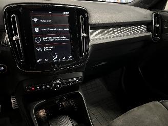 Volvo XC40 XC40 (XZ) SUV 2.0 D4 AWD Geartronic 16V (D4204T12) [140kW]  (10-2017/0=
9-2021) picture 24