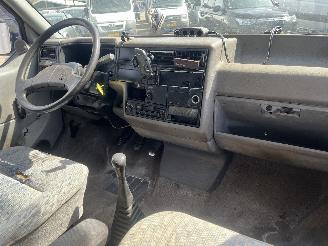 Volkswagen Transporter Transporter T4 Ch.Cab/Pick-up 2.4 D (AAB) [57kW]  (09-1990/04-1998) picture 15