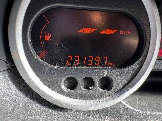 Renault Twingo Twingo II (CN) Hatchback 3-drs 1.2 16V (D4F-764(D4F-E7)) [55kW]  (03-2=
007/09-2014) picture 2