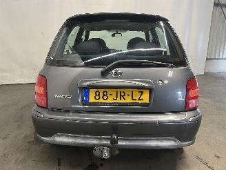 Nissan Micra Micra (K11) Hatchback 1.4 16V (CGA3DE) [60kW]  (09-2000/02-2003) picture 18