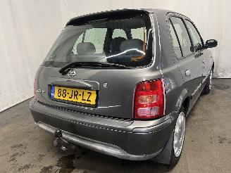 Nissan Micra Micra (K11) Hatchback 1.4 16V (CGA3DE) [60kW]  (09-2000/02-2003) picture 6