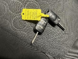 Hyundai I-20 i20 Hatchback 1.2i 16V (G4LA) [57kW]  (09-2008/12-2012) picture 21