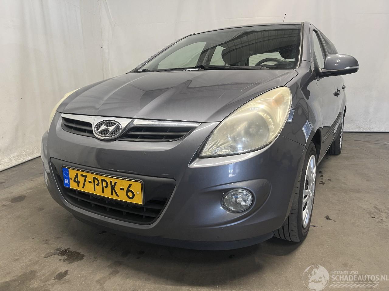 Hyundai I-20 i20 Hatchback 1.2i 16V (G4LA) [57kW]  (09-2008/12-2012)