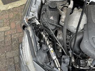 Mercedes A-klasse A (W176) Hatchback 1.6 A-180 16V (M270.910) [90kW]  (09-2012/05-2018) picture 13