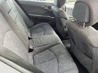 Mercedes E-klasse E (W211) Sedan 2.2 E-220 CDI 16V (OM646.961) [110kW]  (03-2002/12-2008=
) picture 8