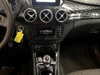 Mercedes B-klasse B (W246/W242) Hatchback 1.6 B-180 BlueEFFICIENCY Turbo 16V (M270.910) =
[90kW]  (11-2011/12-2018) picture 21