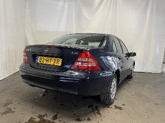 Mercedes C-klasse C (W203) Sedan 2.2 C-200 CDI 16V (OM611.962) [85kW]  (09-2000/06-2003)= picture 5
