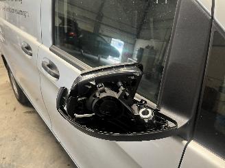 Mercedes Vito Vito (447.6) Van 2.2 114 CDI 16V (OM651.950) [100kW]  (10-2014/...) picture 10