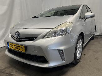krockskadad bil auto Toyota Prius Prius Plus (ZVW4) MPV 1.8 Hybrid 16V (2ZRFXE) [100kW]  (05-2011/...) 2012/7