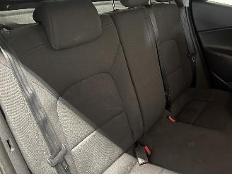 Kia Rio Rio III (UB) Hatchback 1.2 CVVT 16V (G4LA5) [63kW]  (09-2011/12-2017) picture 14