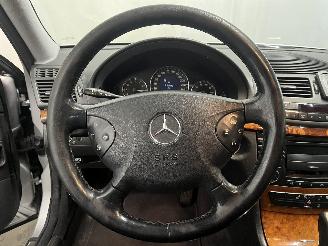 Mercedes E-klasse E (W211) Sedan 2.6 E-240 V6 18V (M112.913) [130kW]  (03-2002/12-2008) picture 17