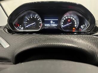 Peugeot 208 208 I (CA/CC/CK/CL) Hatchback 1.2 Vti 12V PureTech 82 (EB2F(HMZ)) [60k=
W]  (03-2012/12-2019) picture 30