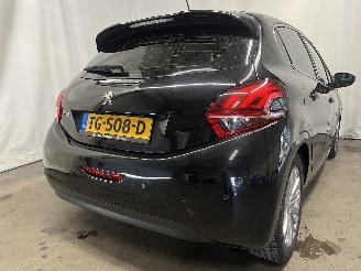 Peugeot 208 208 I (CA/CC/CK/CL) Hatchback 1.2 Vti 12V PureTech 82 (EB2F(HMZ)) [60k=
W]  (03-2012/12-2019) picture 12