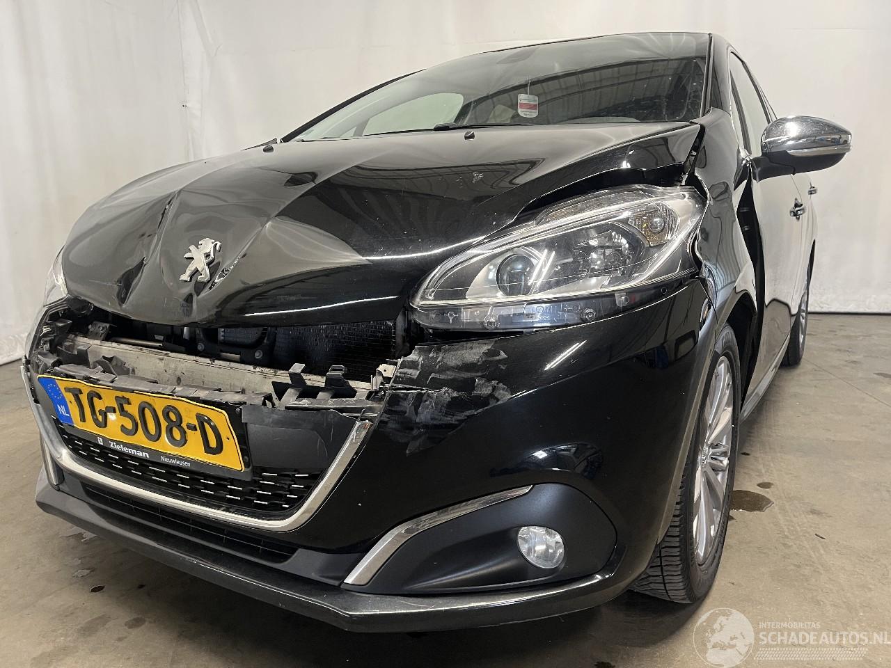 Peugeot 208 208 I (CA/CC/CK/CL) Hatchback 1.2 Vti 12V PureTech 82 (EB2F(HMZ)) [60k=
W]  (03-2012/12-2019)