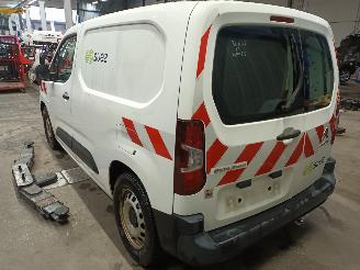 Citroën Berlingo Berlingo Van 1.6 BlueHDI 100 (DV6FD(BHY)) [73kW]  (06-2018/04-2021) picture 4