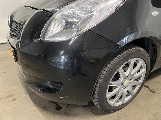 Toyota Yaris Yaris II (P9) Hatchback 1.0 12V VVT-i (1KR-FE) [51kW]  (08-2005/12-201=
1) picture 9