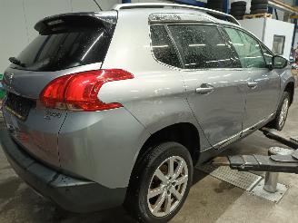 Peugeot 2008 2008 (CU) MPV 1.2 Vti 12V PureTech 82 (EB2F(HMZ)) [60kW]  (03-2013/12-=
2018) picture 3